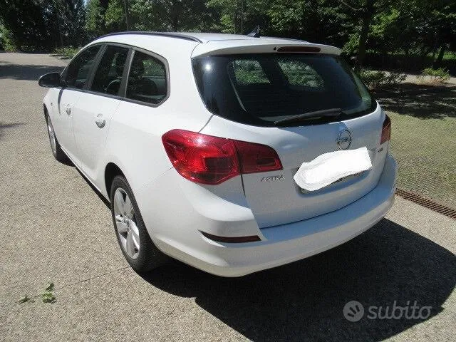 Opel Astra 2014 photo 5