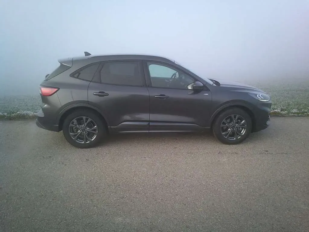 Ford Kuga 2023 photo 3