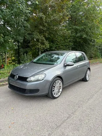 Volkswagen Golf 2010 photo 2