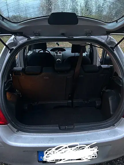 Toyota Yaris 2010 photo 5