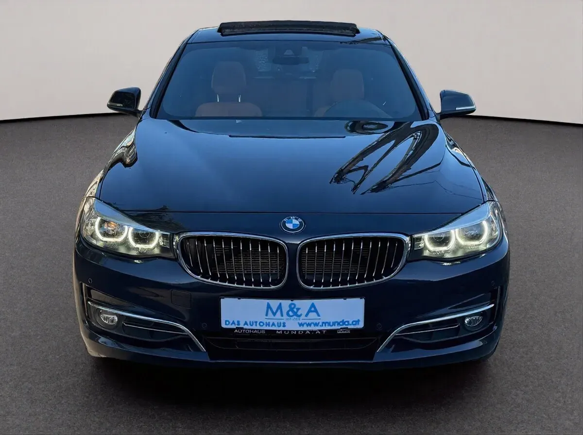 BMW 3Er-Reihe 318 2019 photo 2
