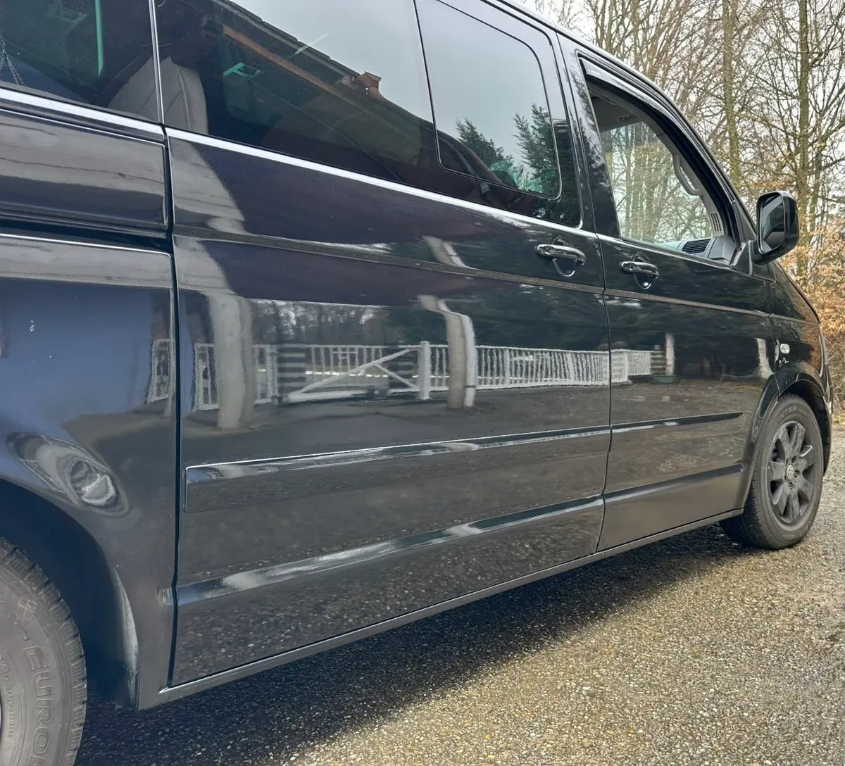 Volkswagen T5 2003 photo 3