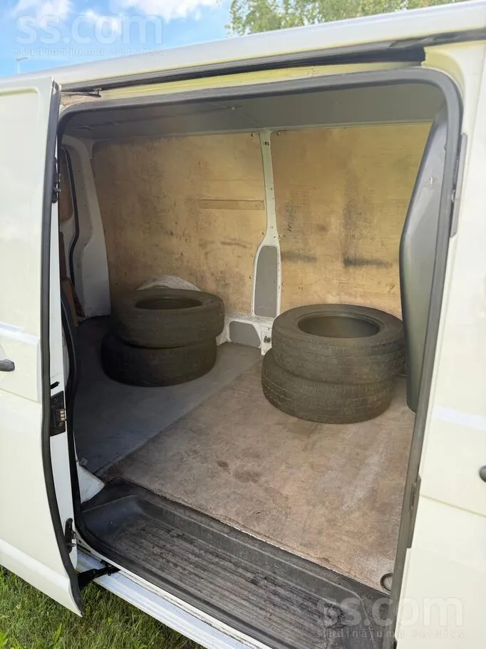 Volkswagen Transporter 2015 photo 5