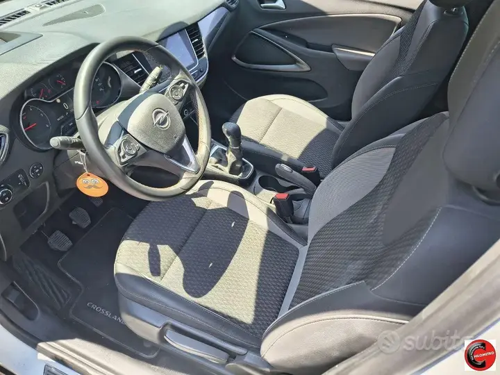 Opel Crossland X 2018 photo 4