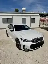 BMW 3Series 2023 photo 2