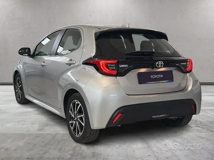 Toyota Yaris 2022 photo 4