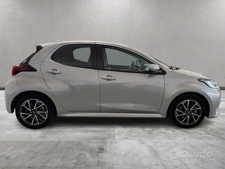 Toyota Yaris 2022 photo 3