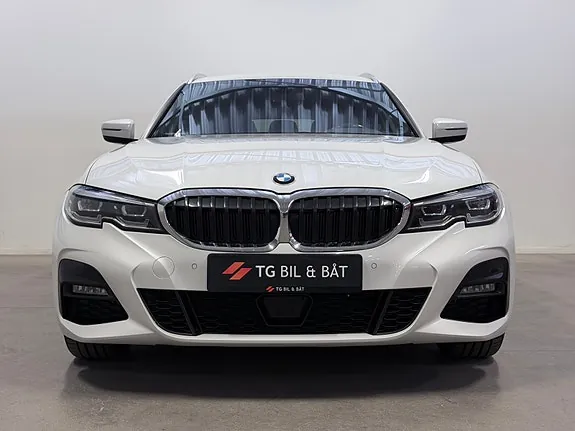 BMW 330E 2021 photo 4