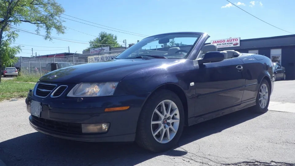 Saab 9-3 2004 photo 2