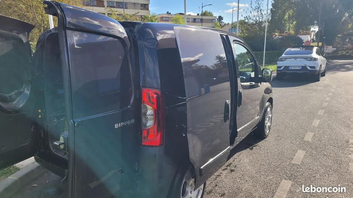 Peugeot Bipper 2015 photo 2