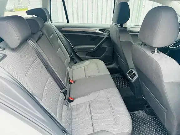 Volkswagen Golf I 2020 photo 5