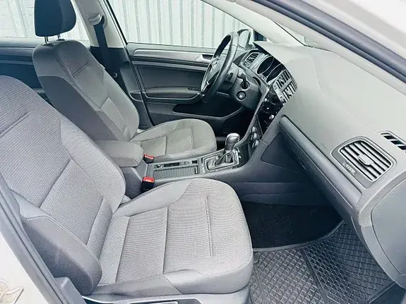 Volkswagen Golf I 2020 photo 4