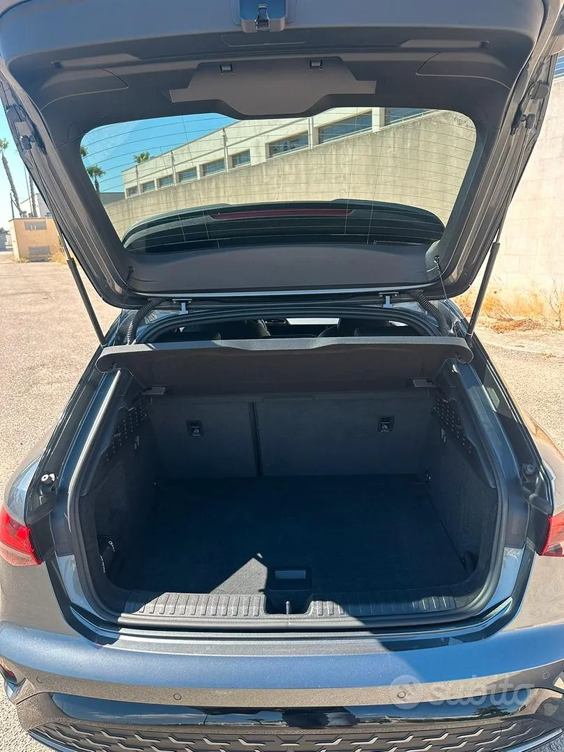 Audi A3 2024 photo 4