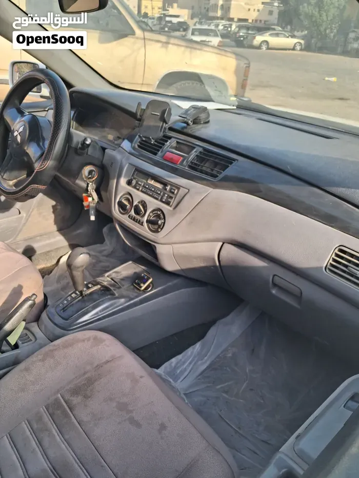 Mitsubishi Lancer 2009 photo 4