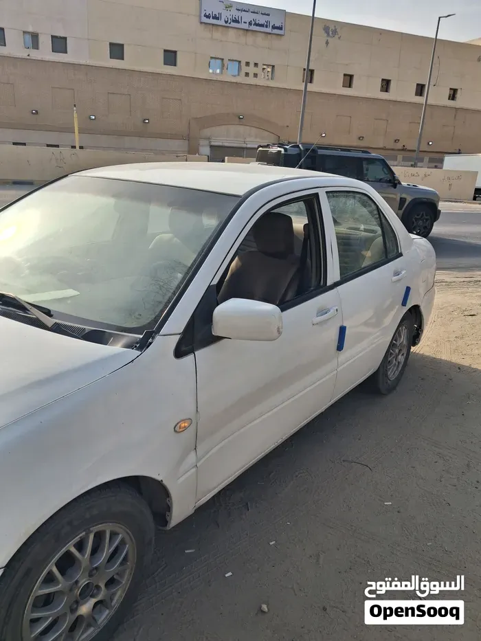Mitsubishi Lancer 2009 photo 2