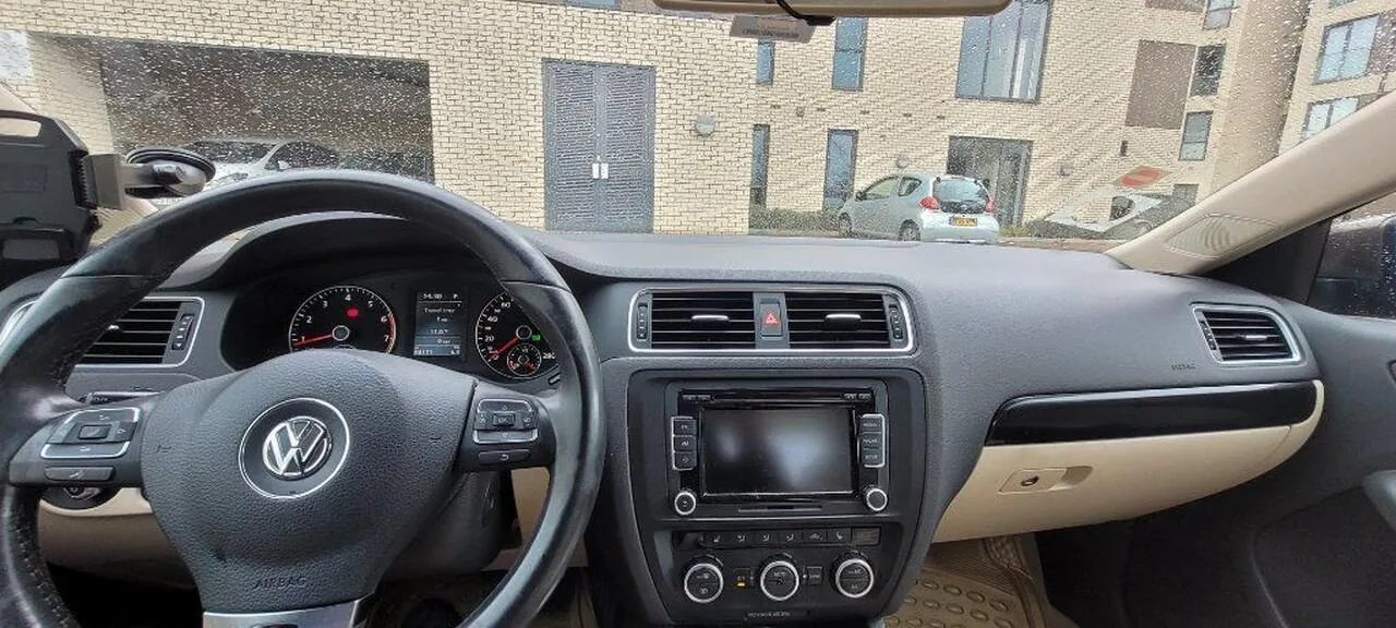 Volkswagen Jetta 2013 photo 4