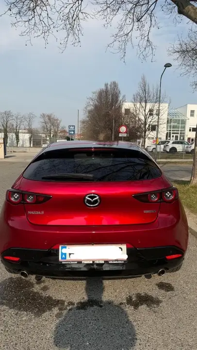 Mazda Mazda3 2019 photo 3