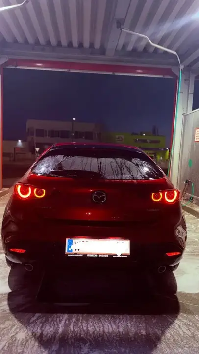 Mazda Mazda3 2019 photo 2