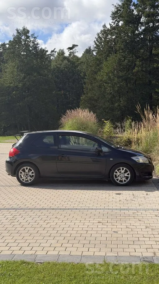 Toyota Auris 2007 photo 2