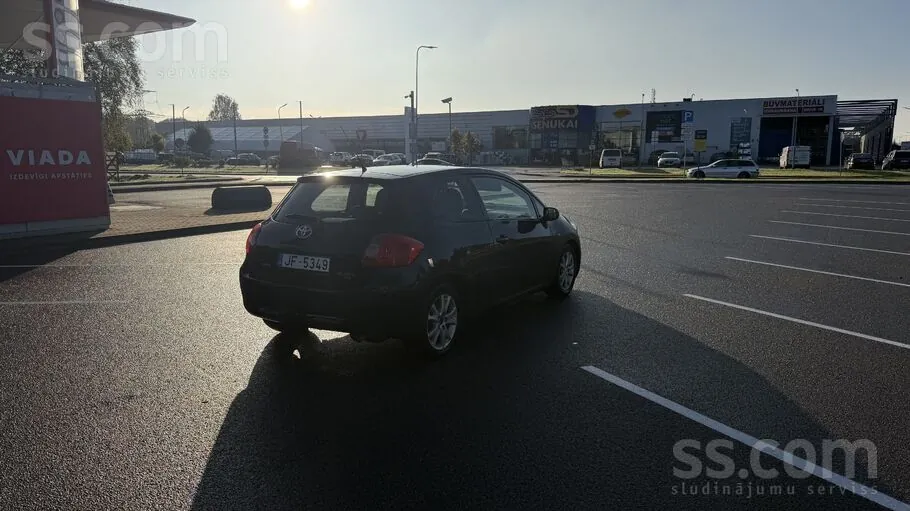 Toyota Auris 2007 photo 3