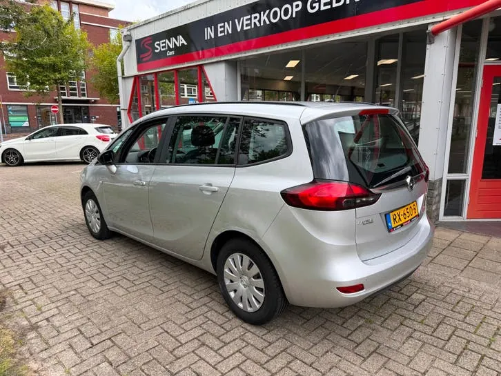 Opel Zafira 2015 photo 3