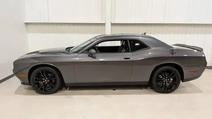 Dodge Challenger 2018 photo 5