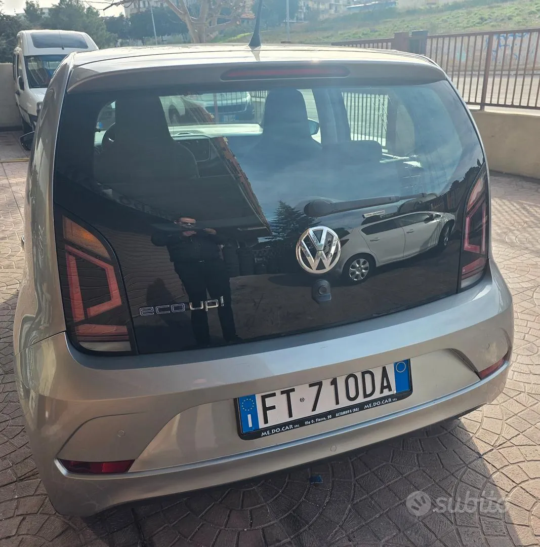 Volkswagen Up 2018 photo 5