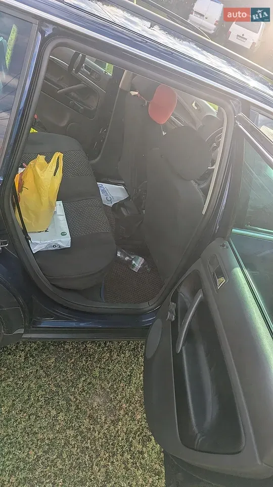 Volkswagen Passat 2005 photo 5