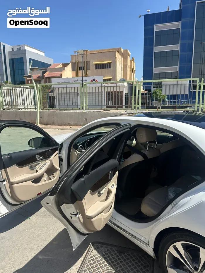 Mercedes-Benz C-Class 2016 photo 2