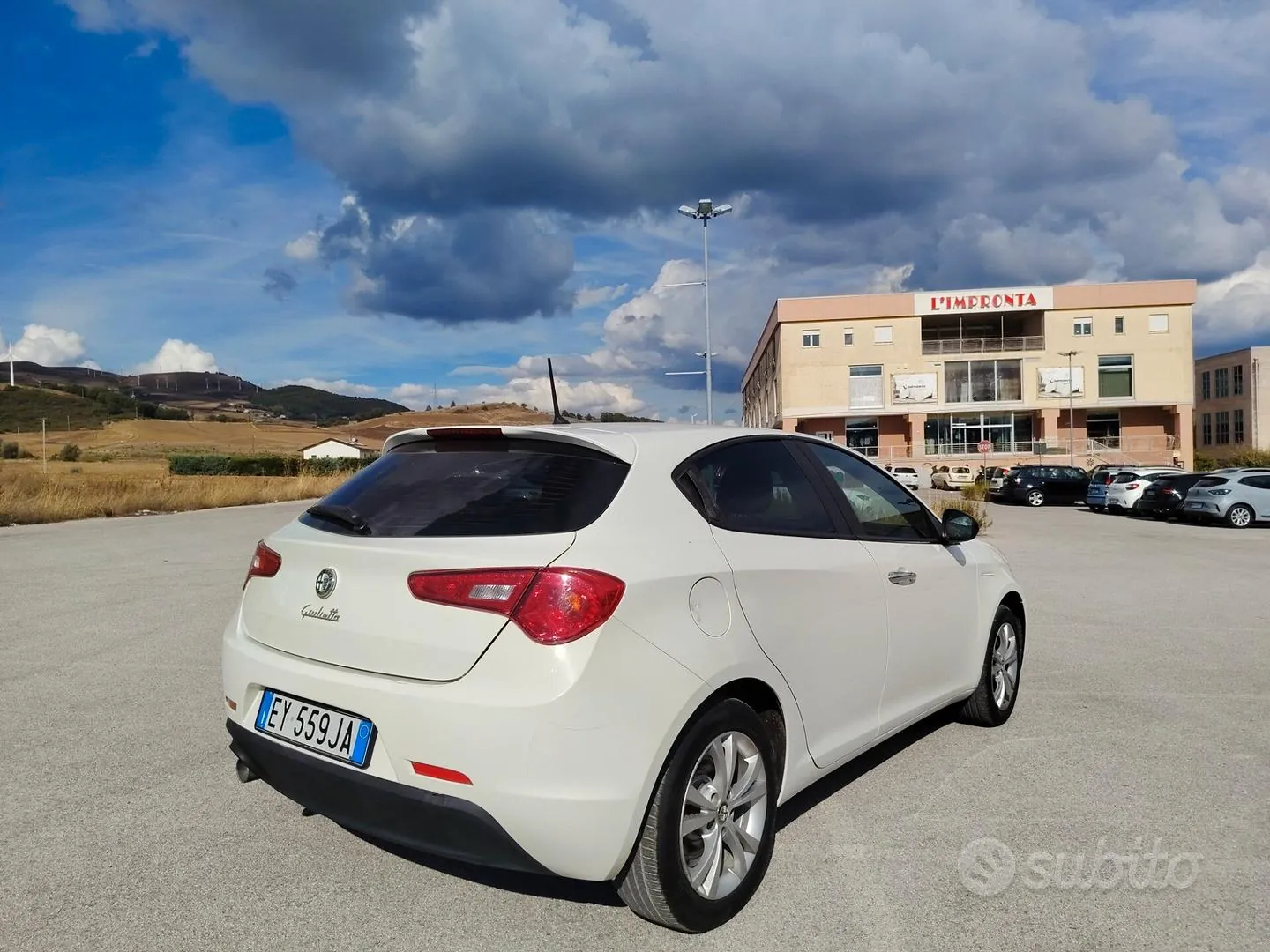 Alfa Romeo Giulietta 2015 photo 4