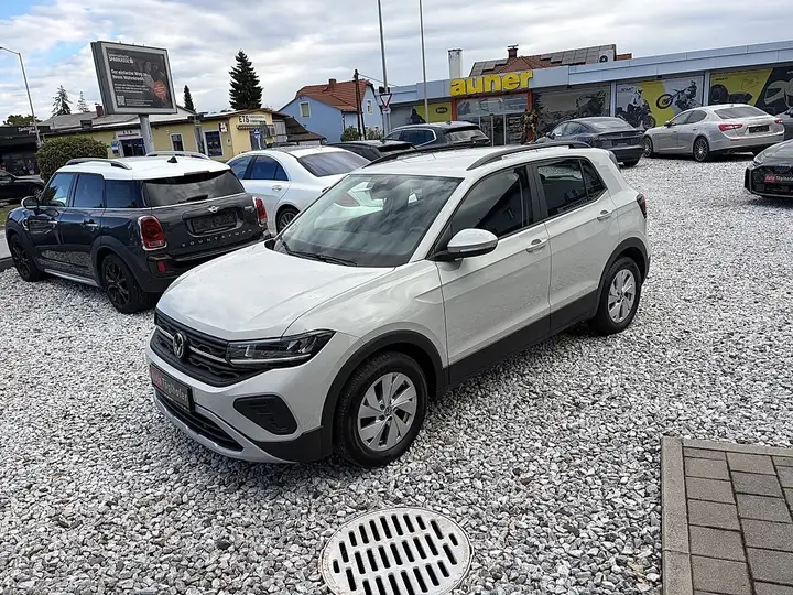 Volkswagen T-Cross 2024 photo 2