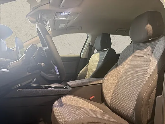 Skoda Superb 2026 photo 4