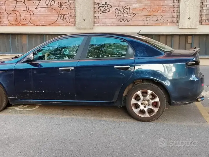 Alfa Romeo 159 2006 photo 5