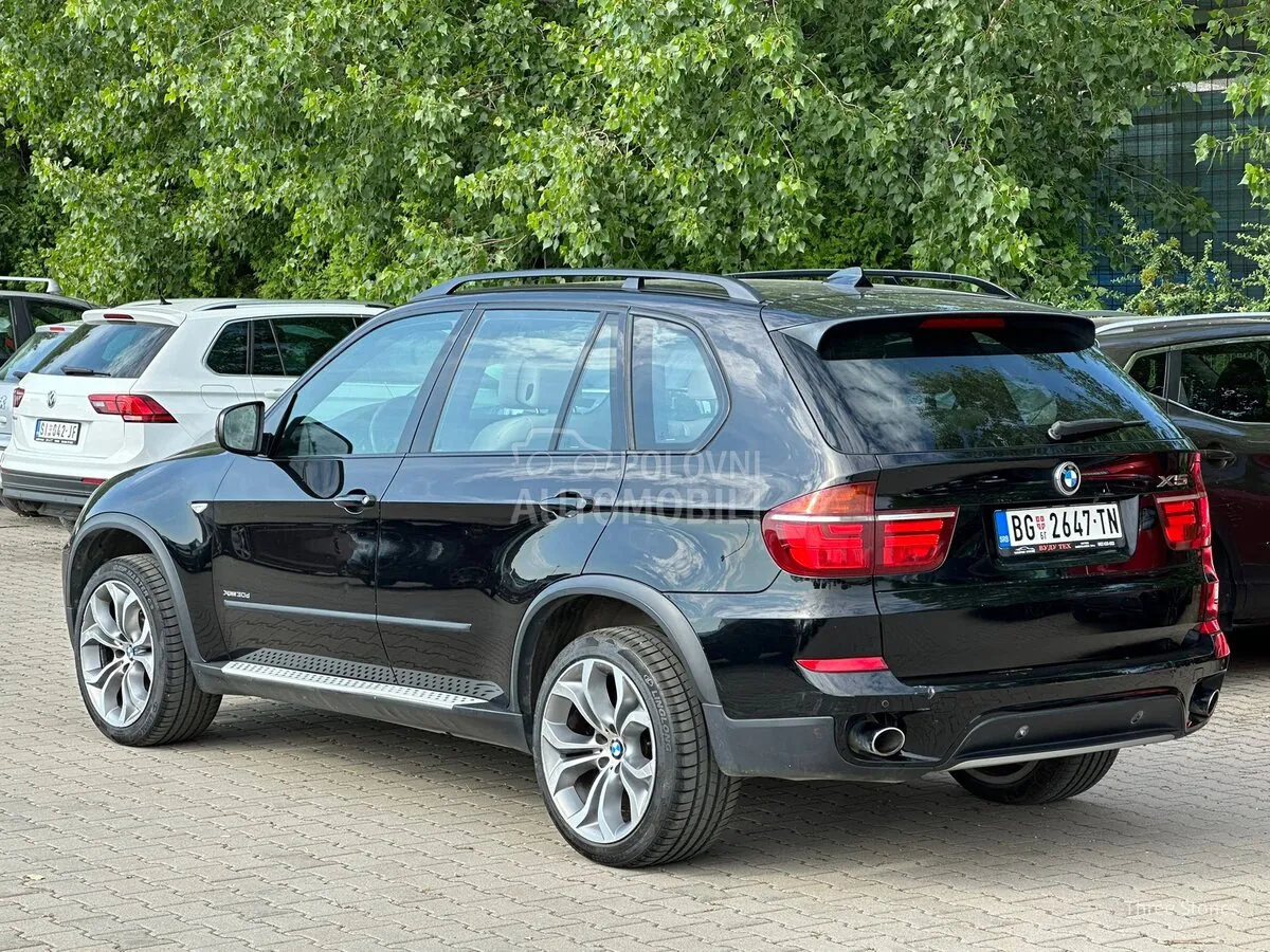 BMW X5 2011 photo 4