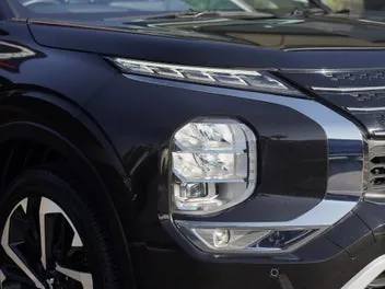 Mitsubishi Outlander 2025 photo 4