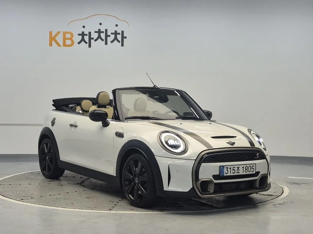 Mini Coupé Convertible 2024 photo 4