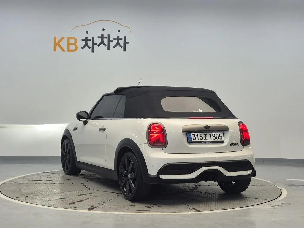 Mini Coupé Convertible 2024 photo 2