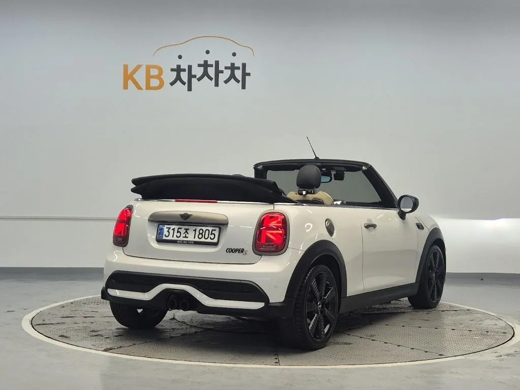 Mini Coupé Convertible 2024 photo 3