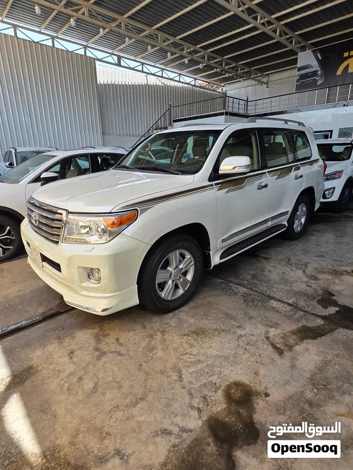 Toyota Land Cruiser 2014 photo 2