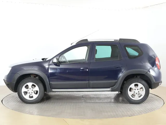 Dacia Duster 2012 photo 2