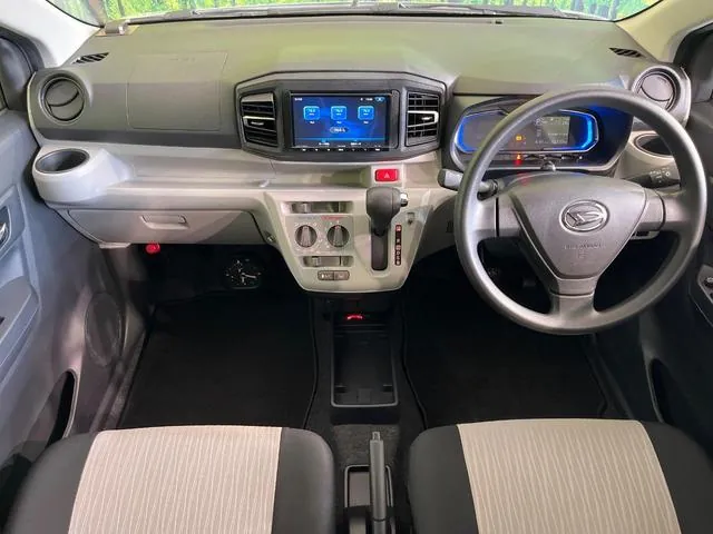 Daihatsu Miraiyese X Saiiii 2021 photo 2