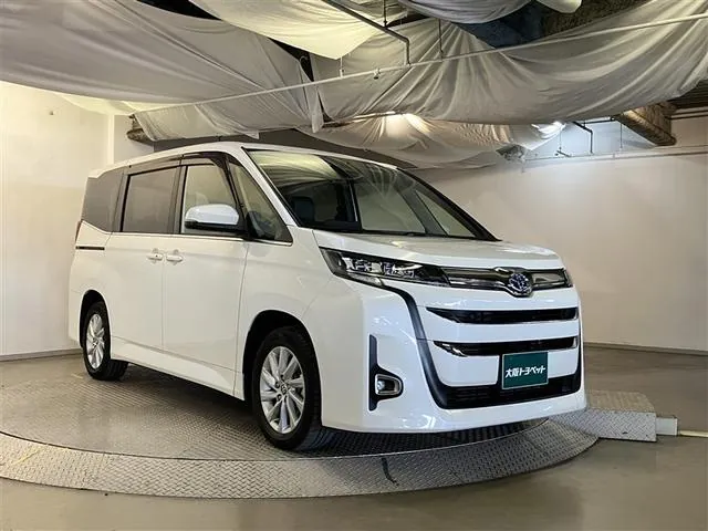 Toyota Corolla Hybrid Z 2022 photo 3
