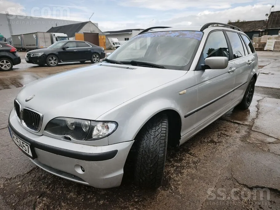 BMW 330