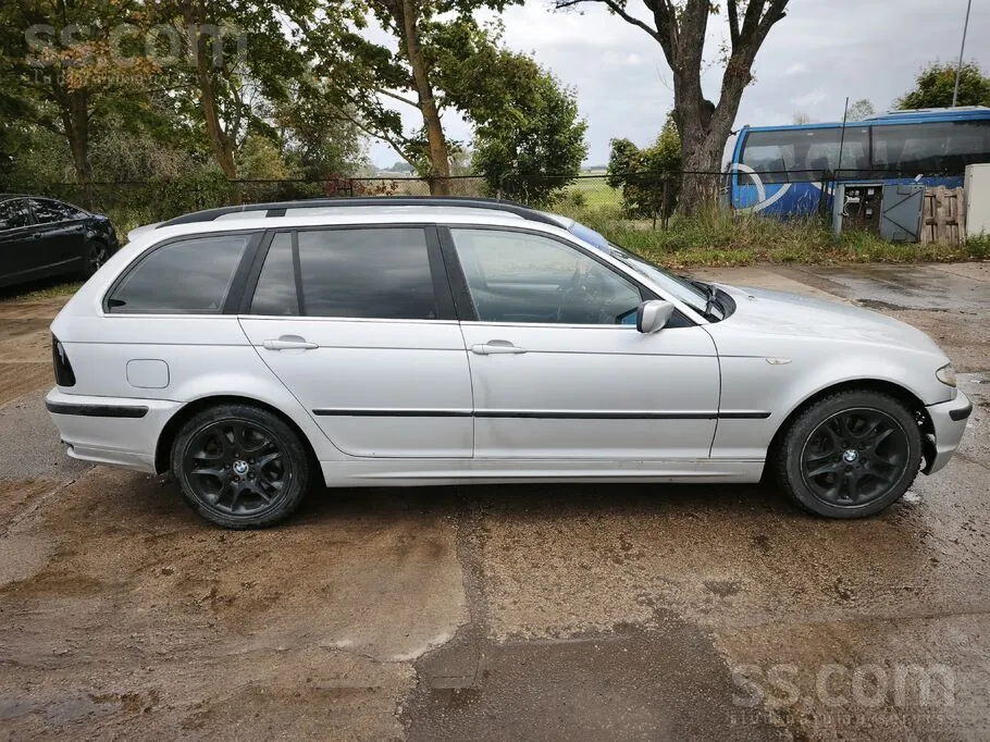 BMW 330 2002 photo 4