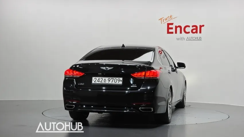 Genesis G80 2017 photo 4