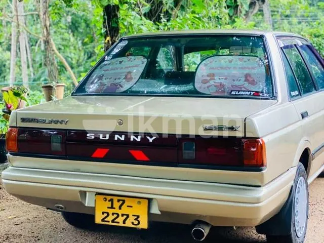 Nissan Sunny 1990 photo 2