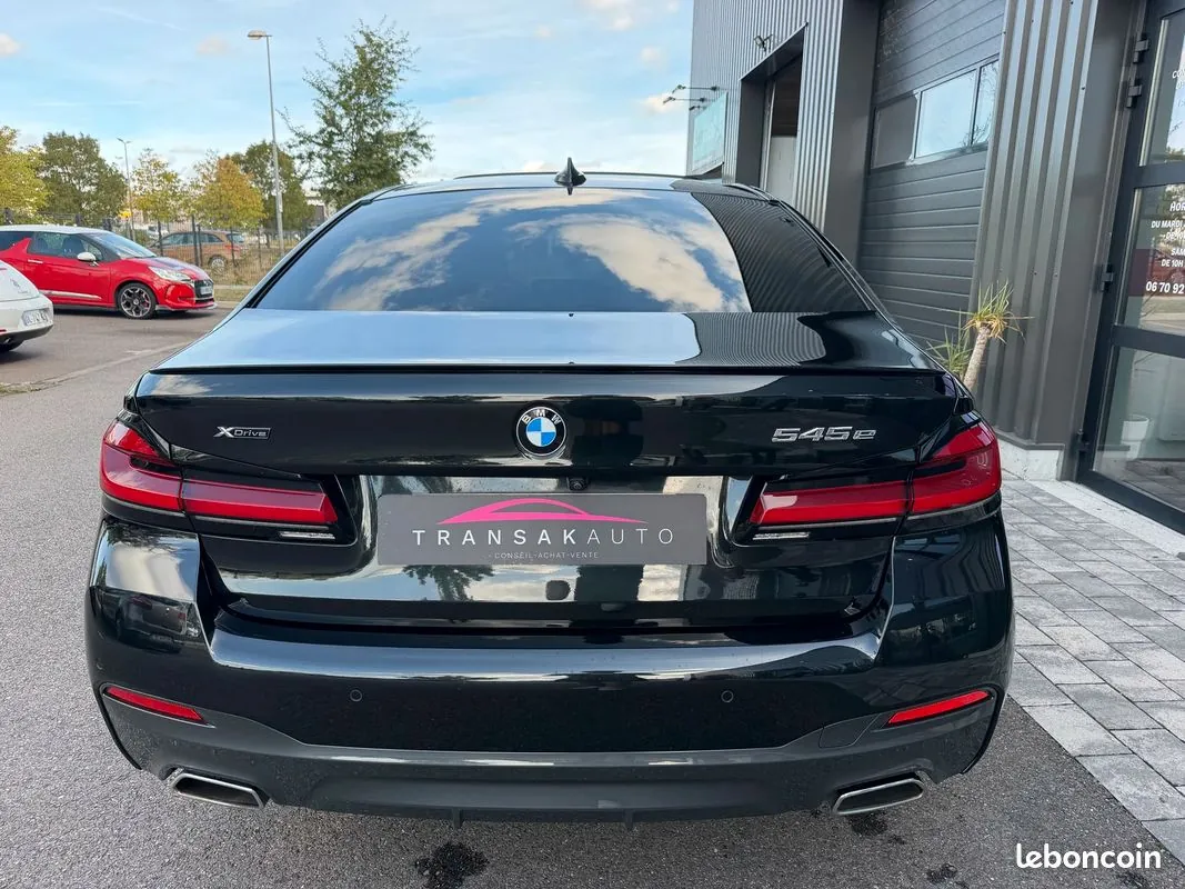BMW 5 Series 2021 photo 4