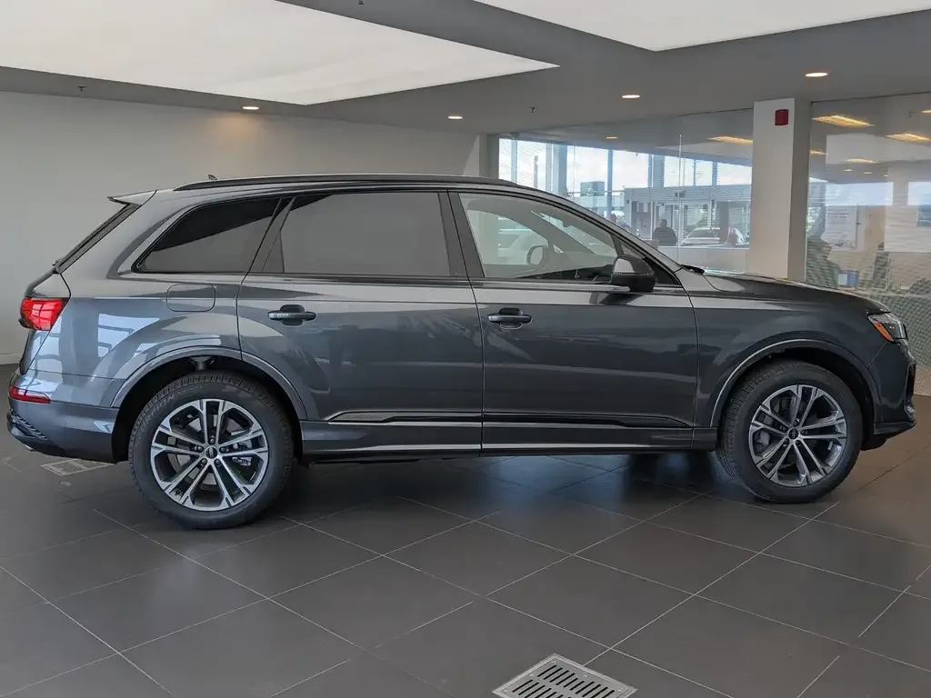 Audi Q7 2026 photo 2
