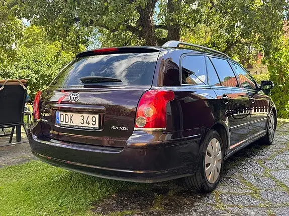 Toyota Avensis 2006 photo 3