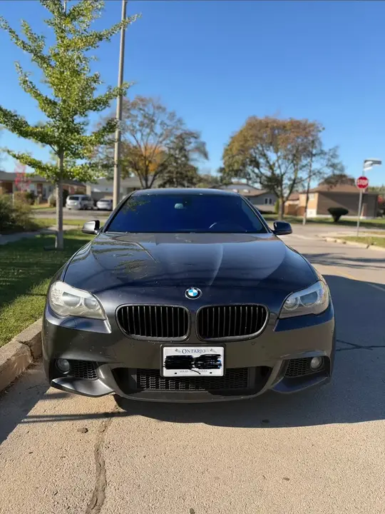 BMW 5 Series 2011 photo 3